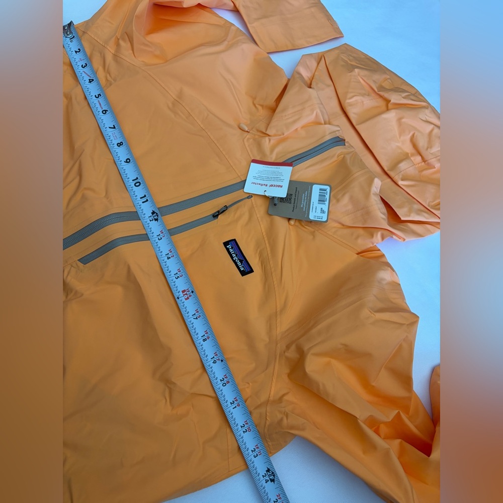 $350 Patagonia Powder Town Jacket Women's Size L VIVID APRICOT Ski Snowboard - Picture 5 of 15